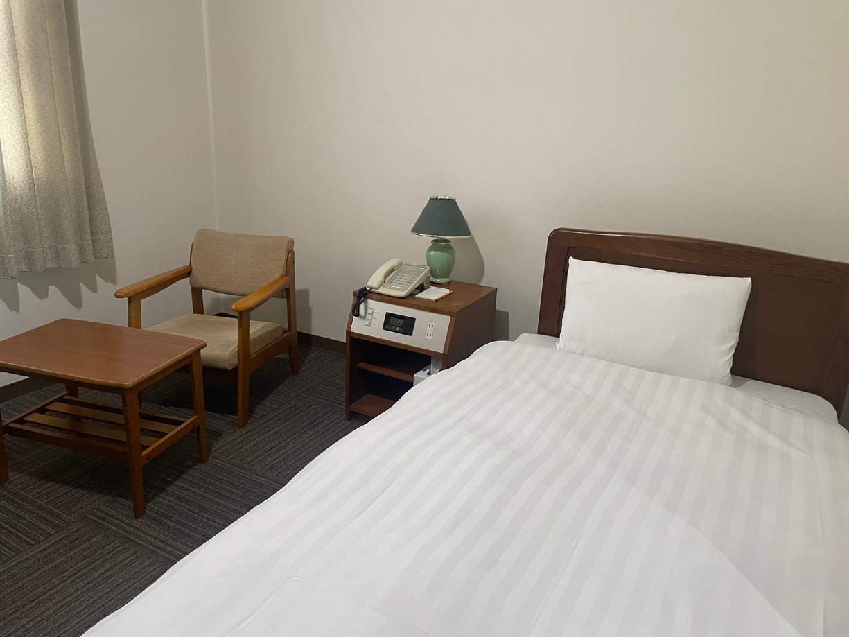 【禁煙】広めシングル【現金払い】