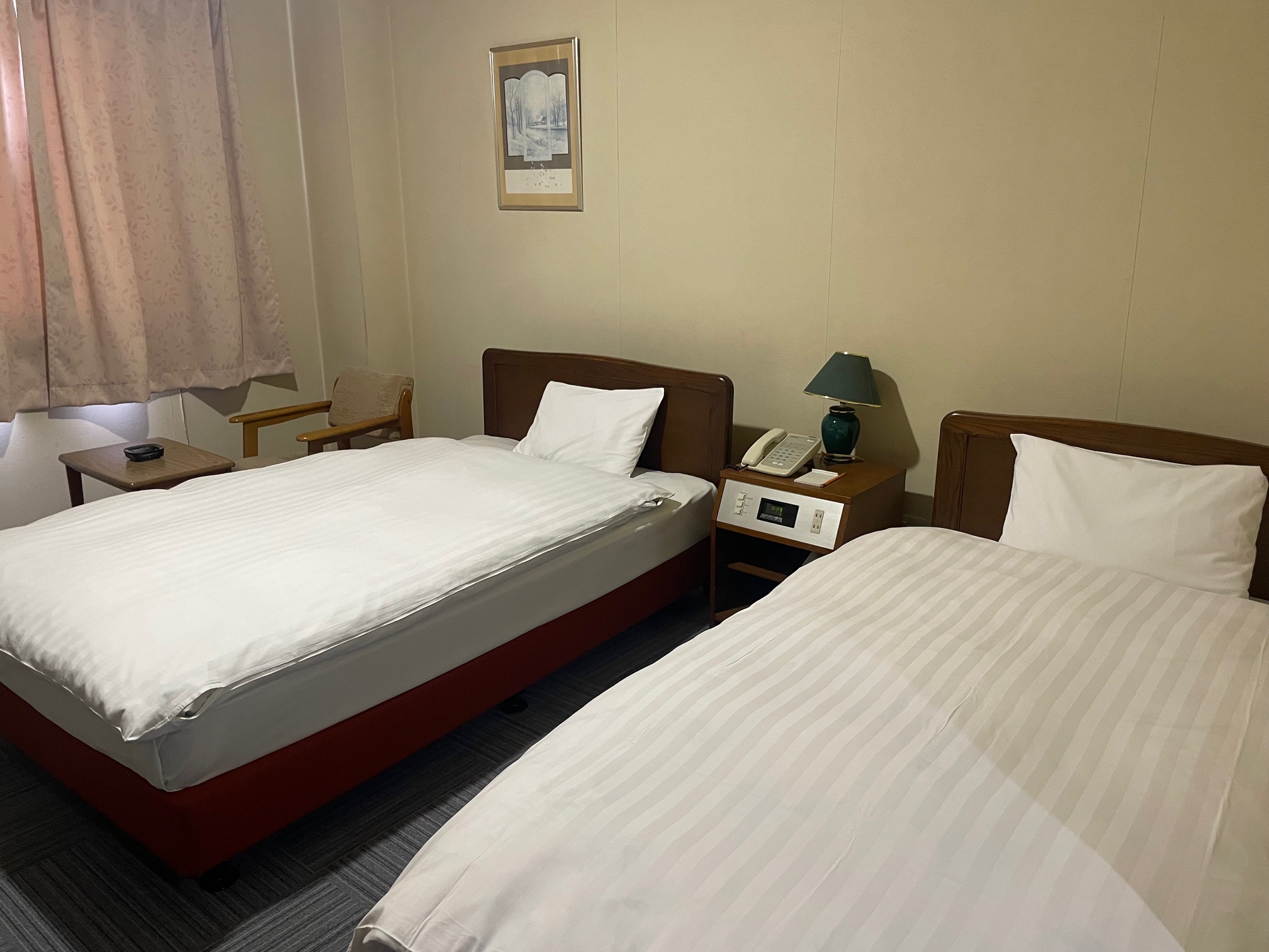 4F喫煙デラックスツイン