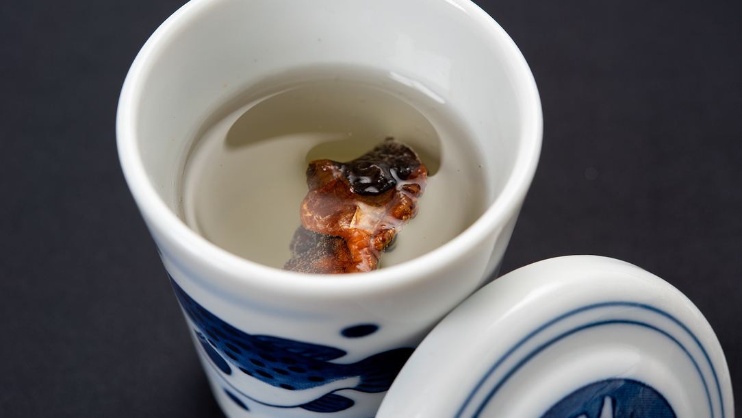 *【夕食一例：ヒレ酒】香ばしさと旨みが詰まった「ふくヒレ酒」！
