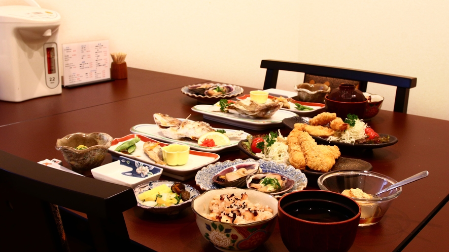 全室個室食◆落ち着いた個室空間で日間賀島の食材をお楽しみください。