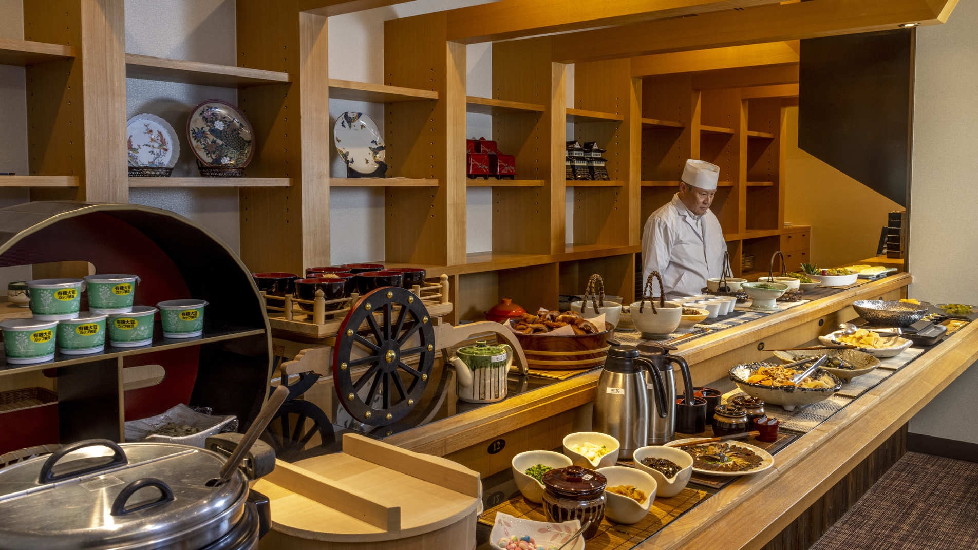 【特別朝食膳付】七つの福井の伝統工芸を内装に取り入れた贅沢なロイヤルスイートルーム