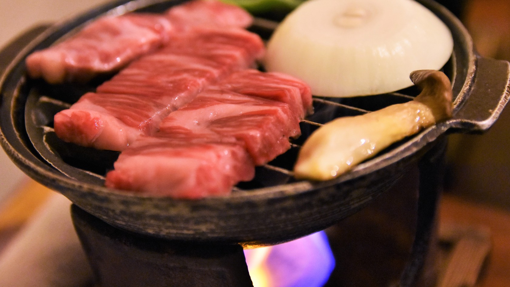 お肉食べたい♪自慢の県産牛焼き肉！「うまいもん三昧会席」「通年基本会席」