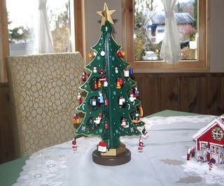 木製のクリスマスツリー