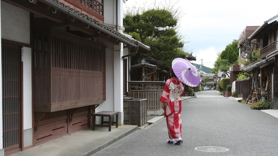 【卯之町の町並み】江戸・明治の建物が残る町並み。時がゆっくり流れる町を散策してみて下さい♪