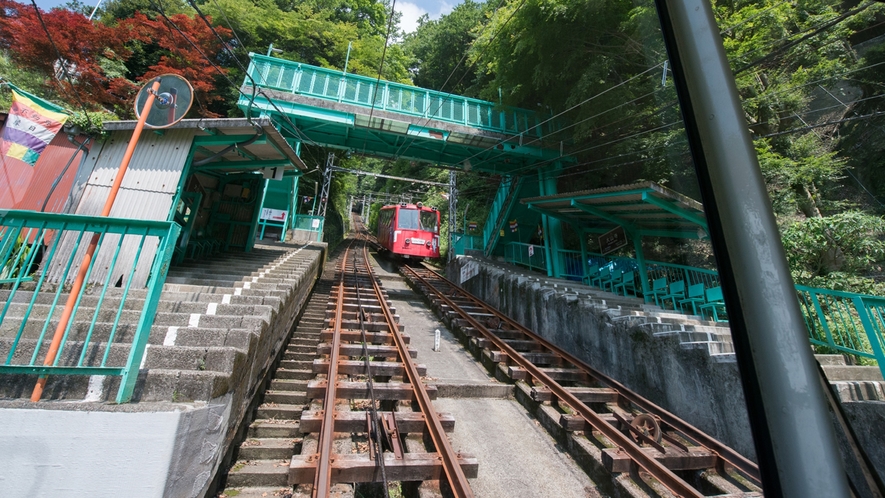 *途中、「大山寺」という駅がございます。