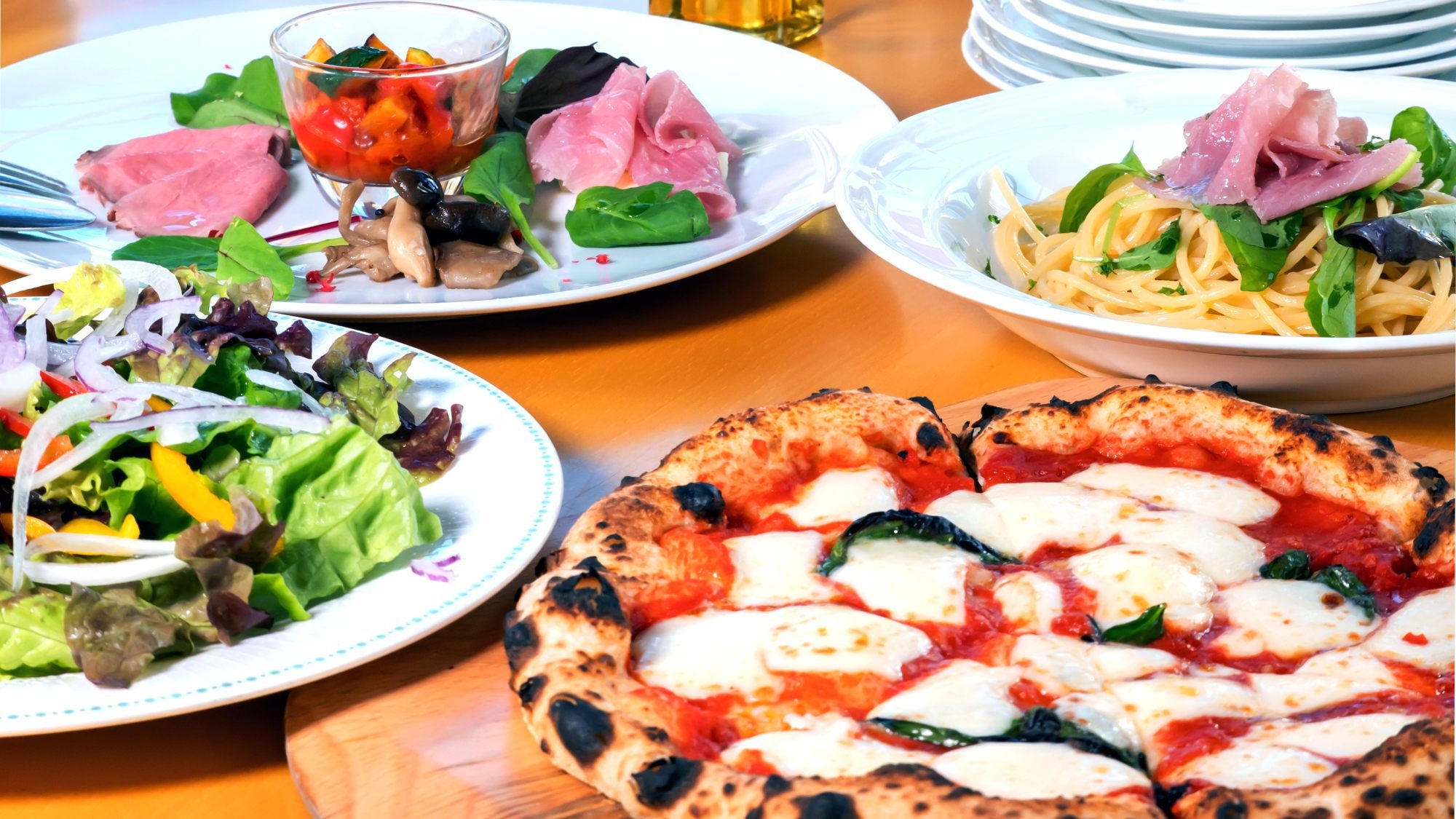 【6月平日限定】気軽に楽しむシェアスタイルディナー｜1泊2食付で10，000円