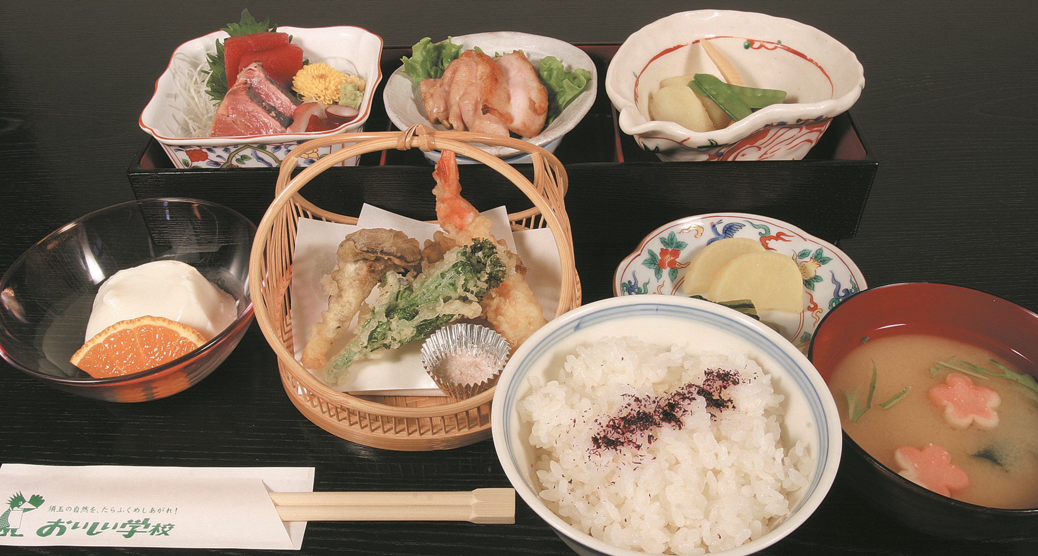 *【校長先生のお弁当】給食メニューからグレードアップしたランチ♪
