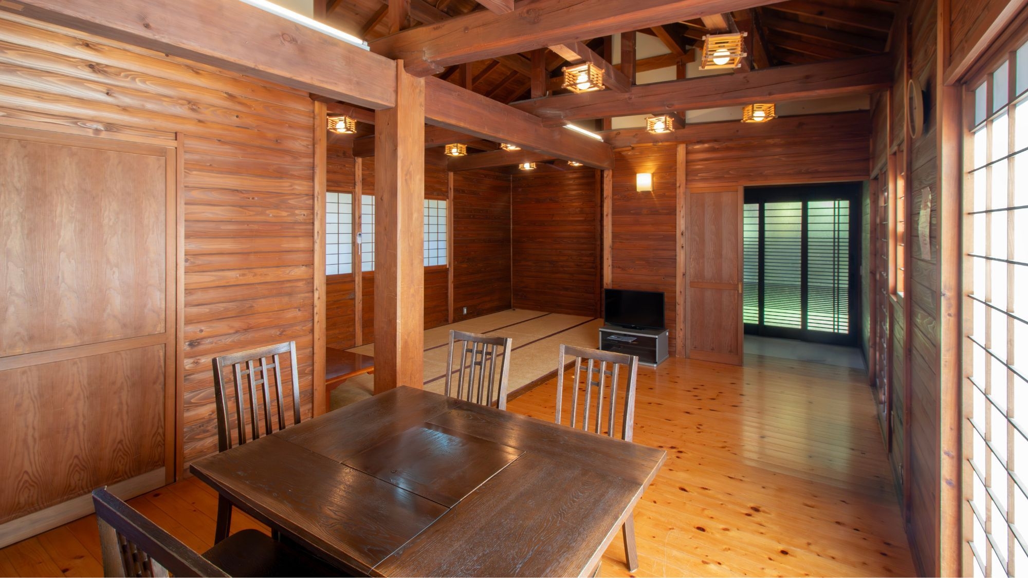 【ボードゲームレンタル特典】天然温泉も特別価格（徒歩3分） ■ご家族・友人・カップル旅行■