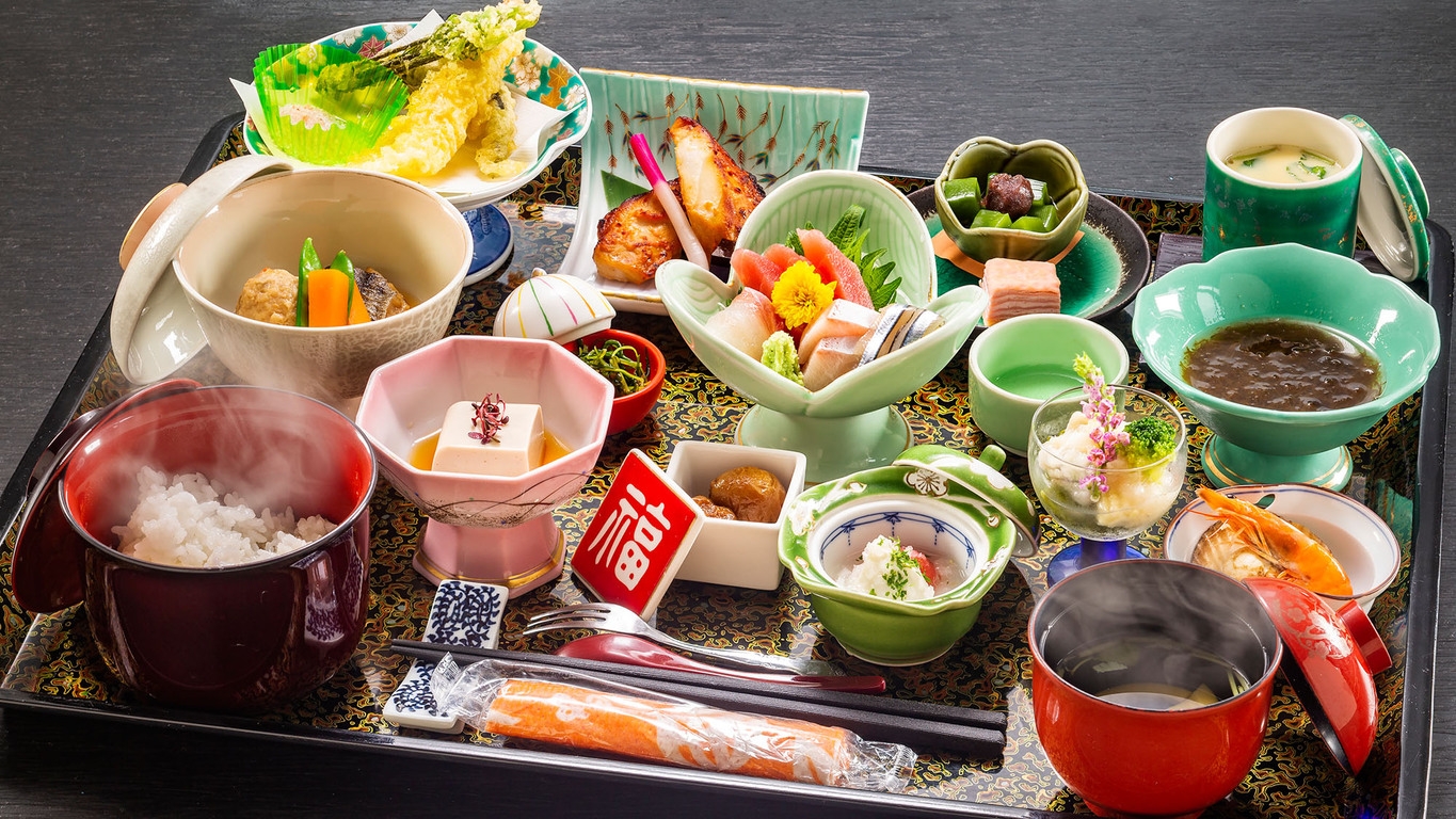 【華膳】日帰り　ランチ■名湯100選ｐH9.9美肌の湯と御食事付きプラン【無料駐車場有】