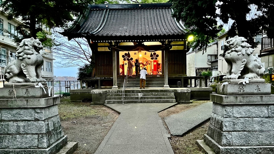 *【八幡神社】当館すぐ横！応神天皇が祀られており出世（仕事運）と開運、家内安全にご利益があります