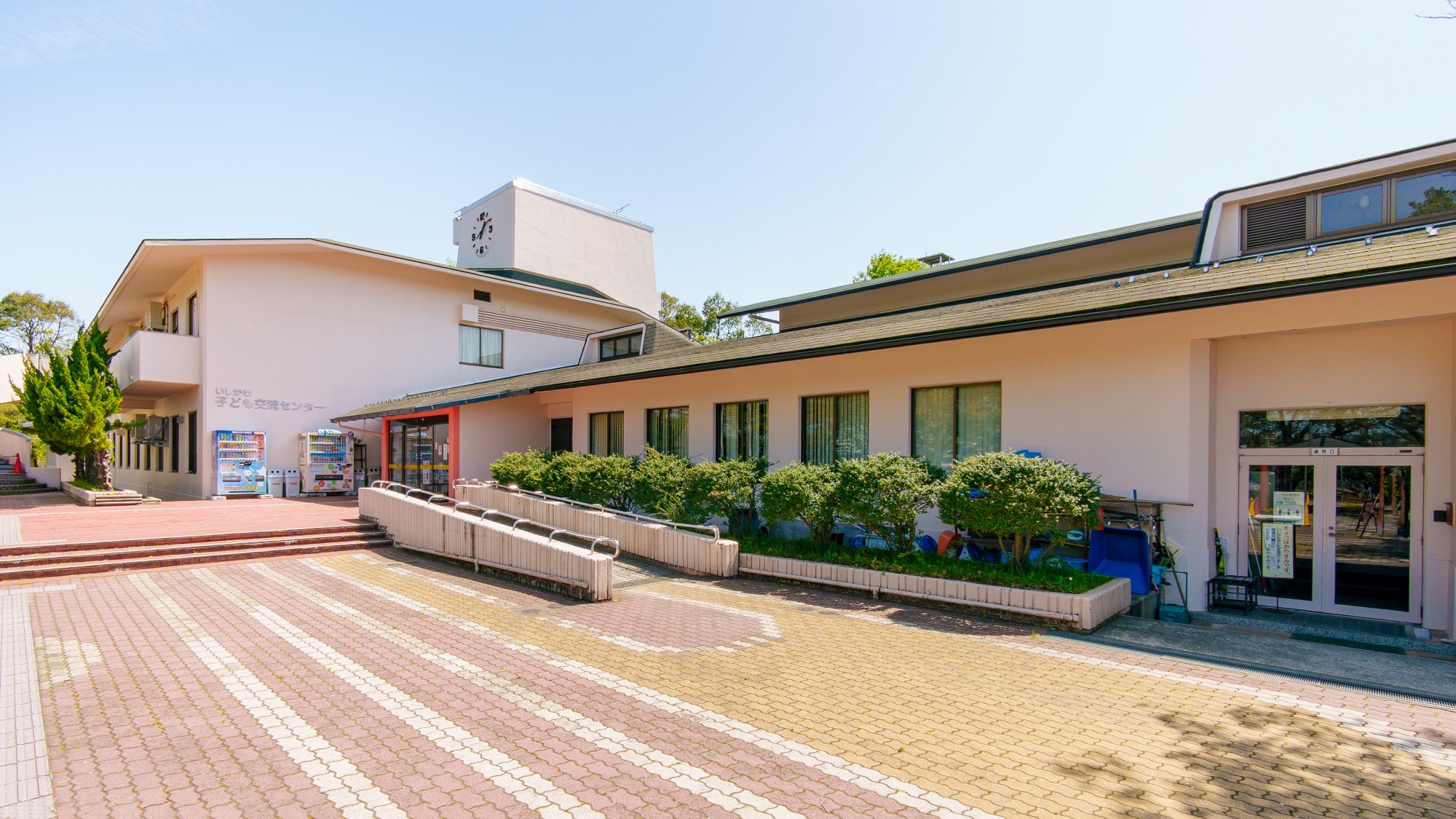 *【しいのき子ども交流センター】自然とふれあいながら、のびのび育つ。犀川のほとりの交流スポット