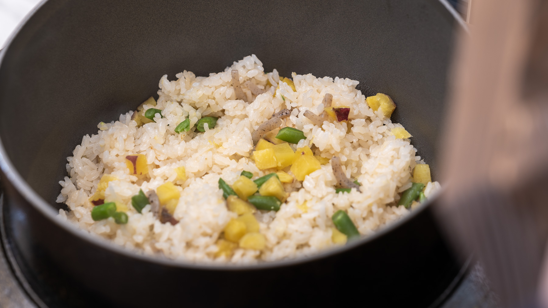 日替わりで楽しめる炊き込みご飯♪