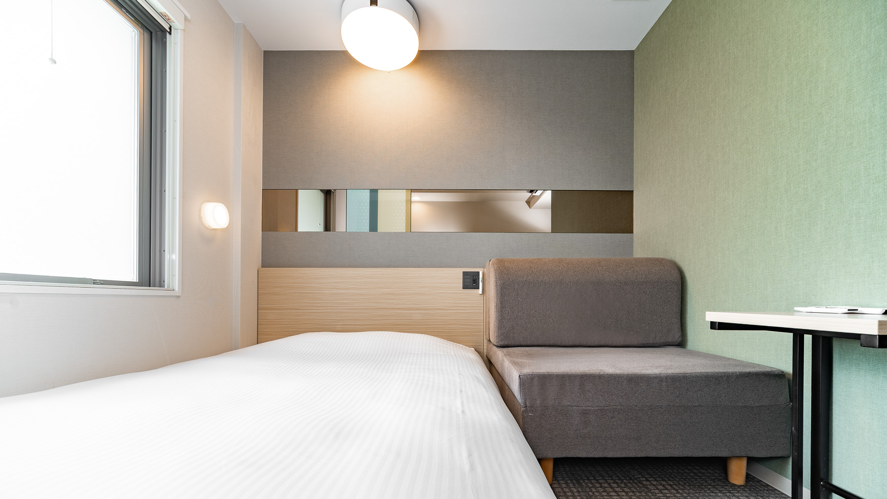 大画面スクリーン,ベッドサイズ150㎝幅