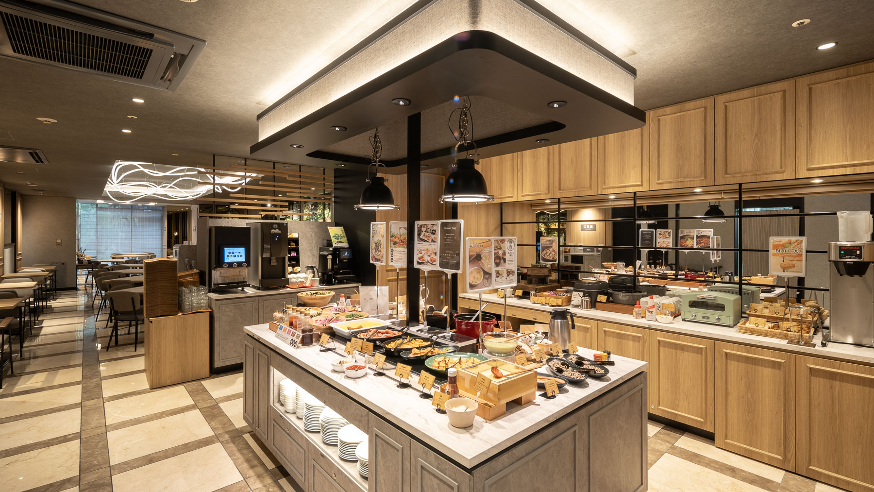 朝食時間 6:30～10:00　和洋ビュッフェ形式です！