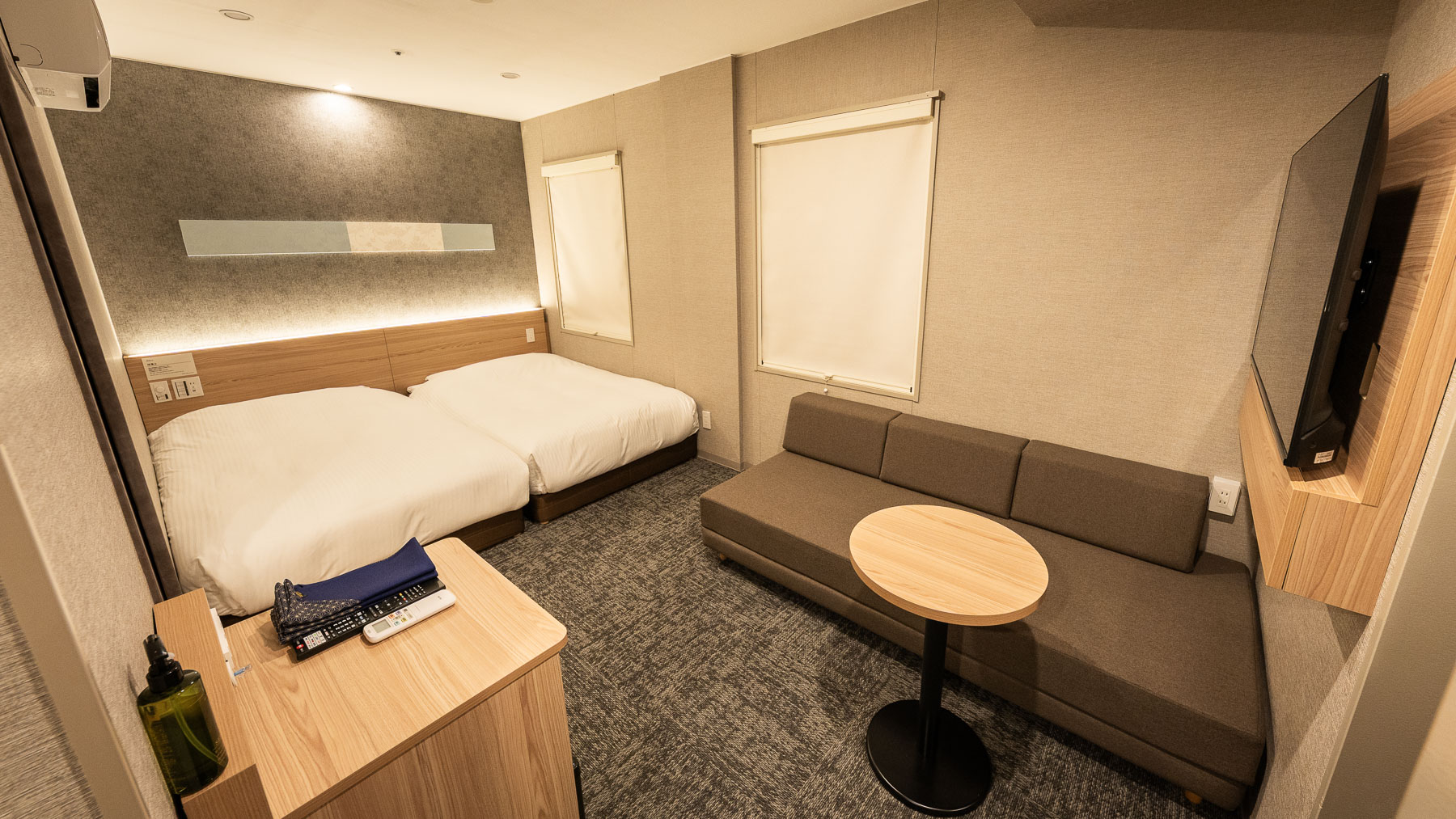 120㎝幅ベッド×2台＋ソファ