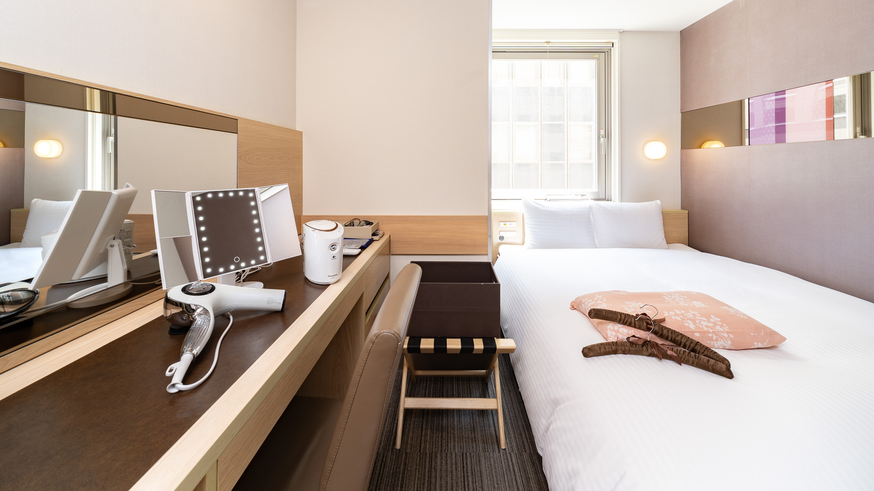 【レディーススタンダードルーム】150㎝幅ワイドベッド