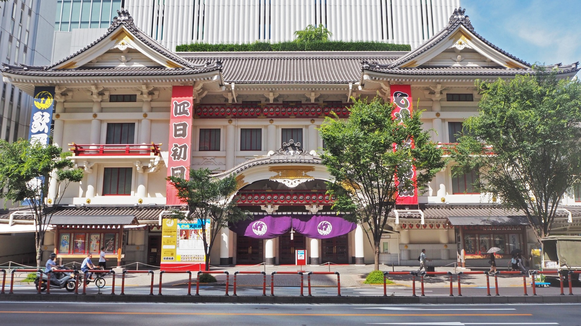 【当館から徒歩20分】歌舞伎座