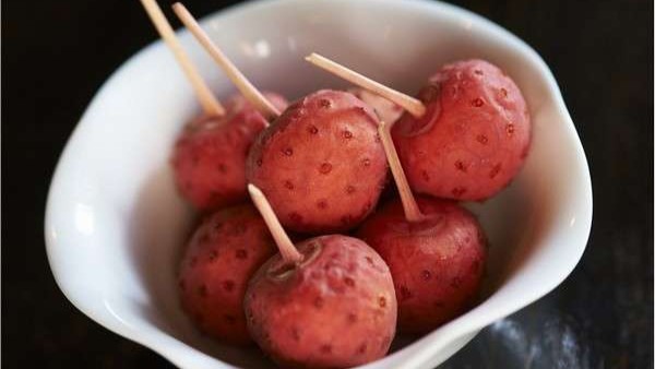 こちらが「やまぼうし」の実です