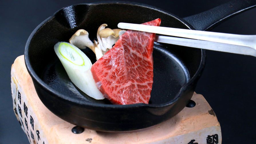 ＜夕食のみ＞プチ贅沢★「あわび踊り焼」OR「淡路牛の陶板焼き」+海鮮会席！早朝出発にピッタリ♪