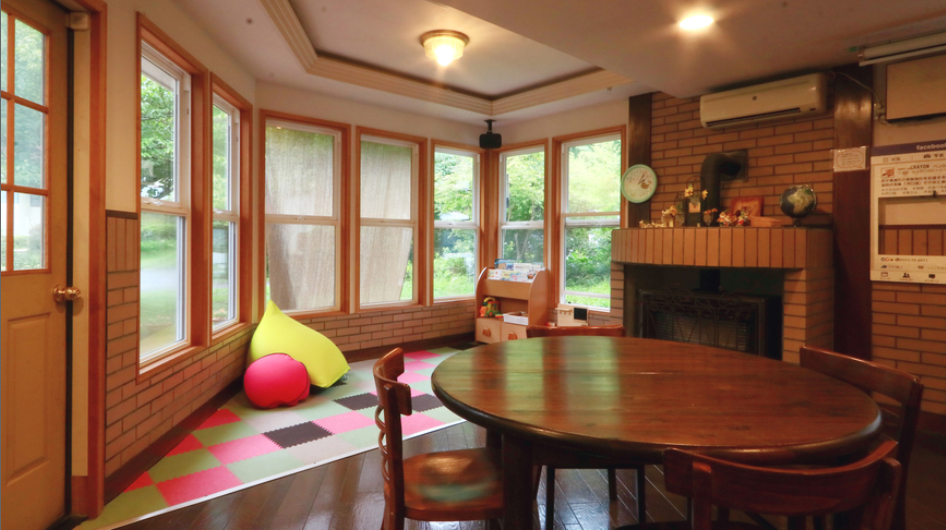 キッズコーナーはダイニングに併設。