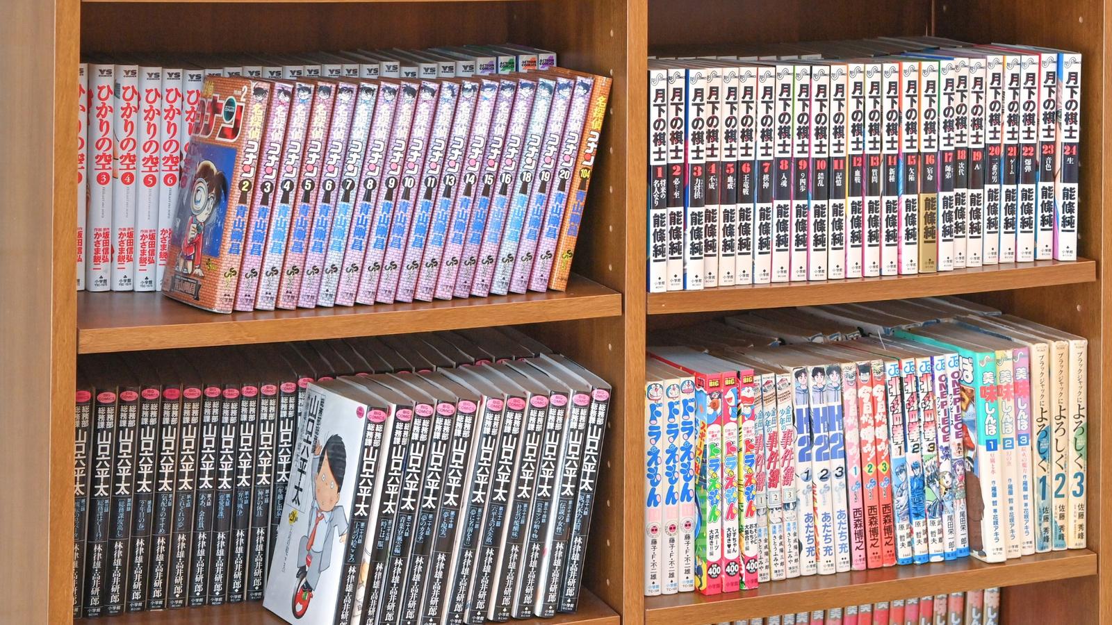 本棚にあるものはご自由にご利用いただけます。