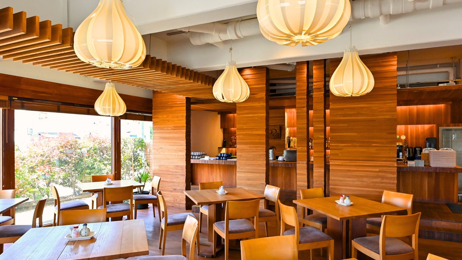 レストラン『オルト』内装