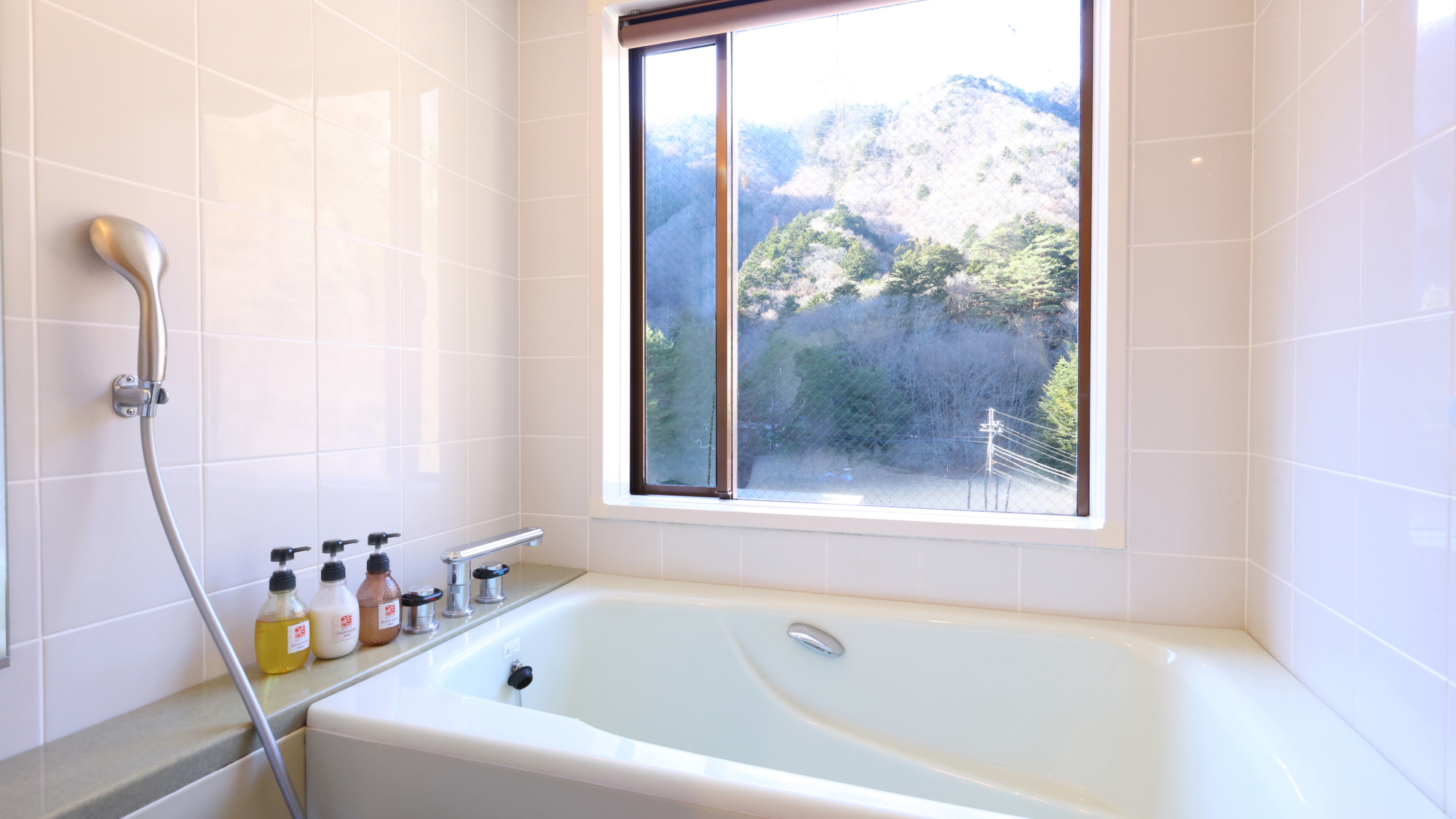 【特別和洋室A】35平米　広々とした和室＋ツインベッドルーム