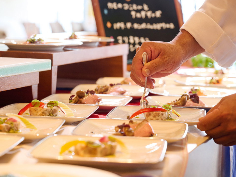 冬のあったか沖縄＆ワールド料理 12/15～2/28ウィンターディナービュッフェ