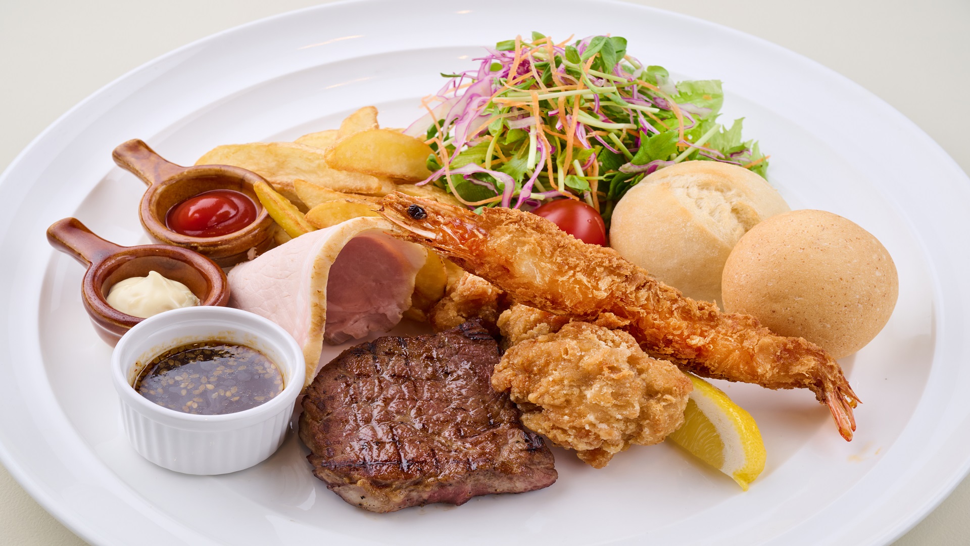 【ティーラウンジ　ランチ】