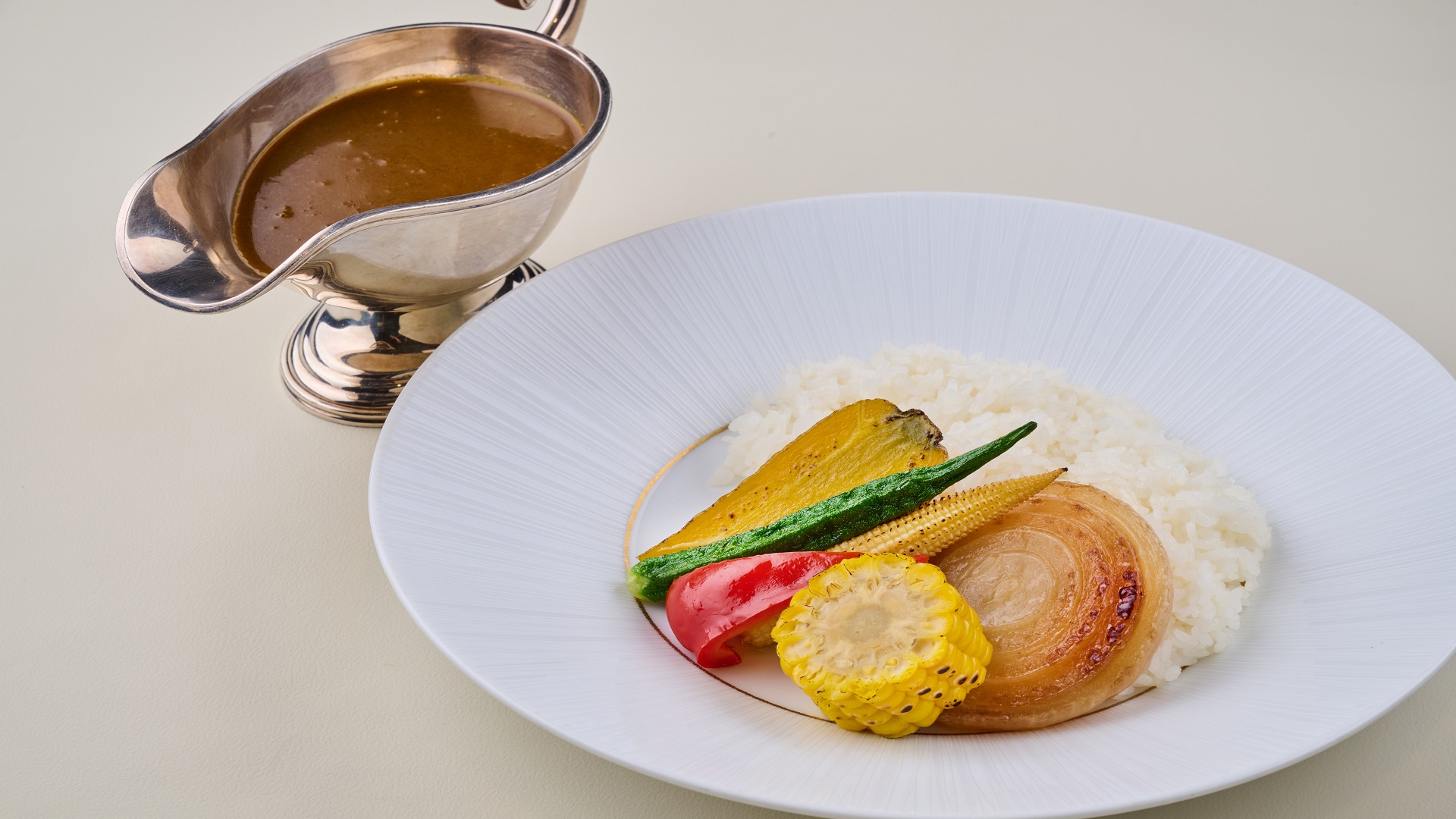 【ティーラウンジ　ランチ】