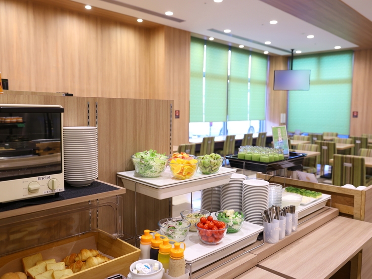 【お部屋タイプお任せ】チェックアウト9時のショートステイプラン【朝食付】