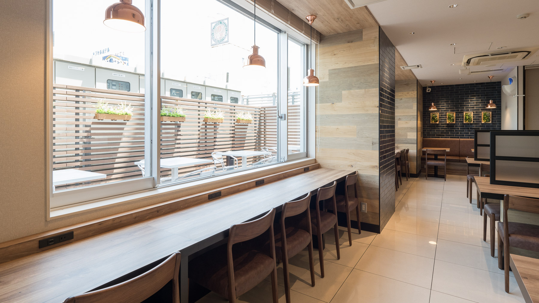 朝は朝食のご提供場所となります