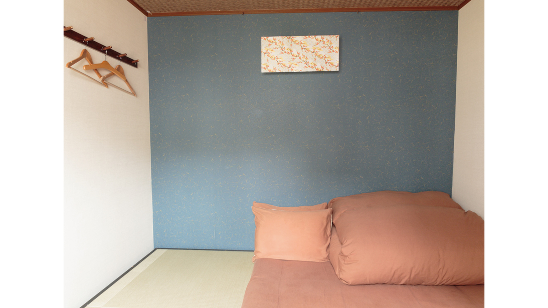 和風の個室（ダブルサイズの布団） 【バス・トイレ付き】 禁煙