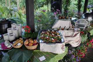 屋根テラス　ブッフェ