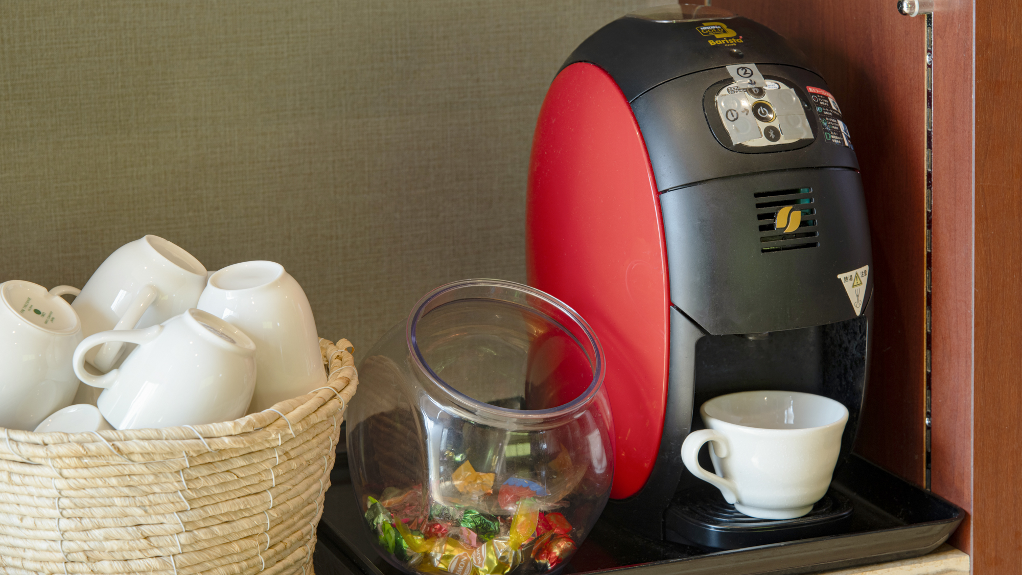 *【ウェルカムコーヒー】到着後のひと息に香り高いコーヒーをどうぞ