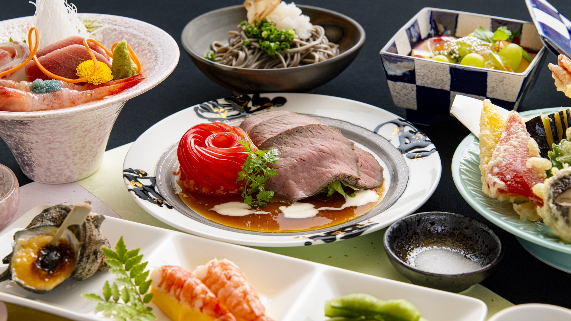 *【夕食一例】旬の味覚を贅沢に盛り込んだ会席料理をご提供します