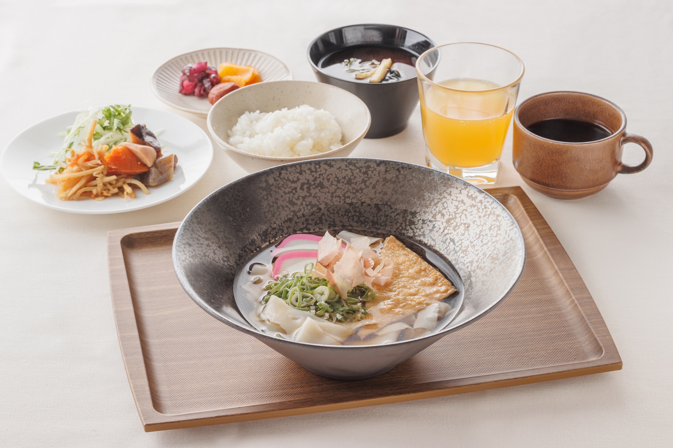 日替わり朝食（きしめん）