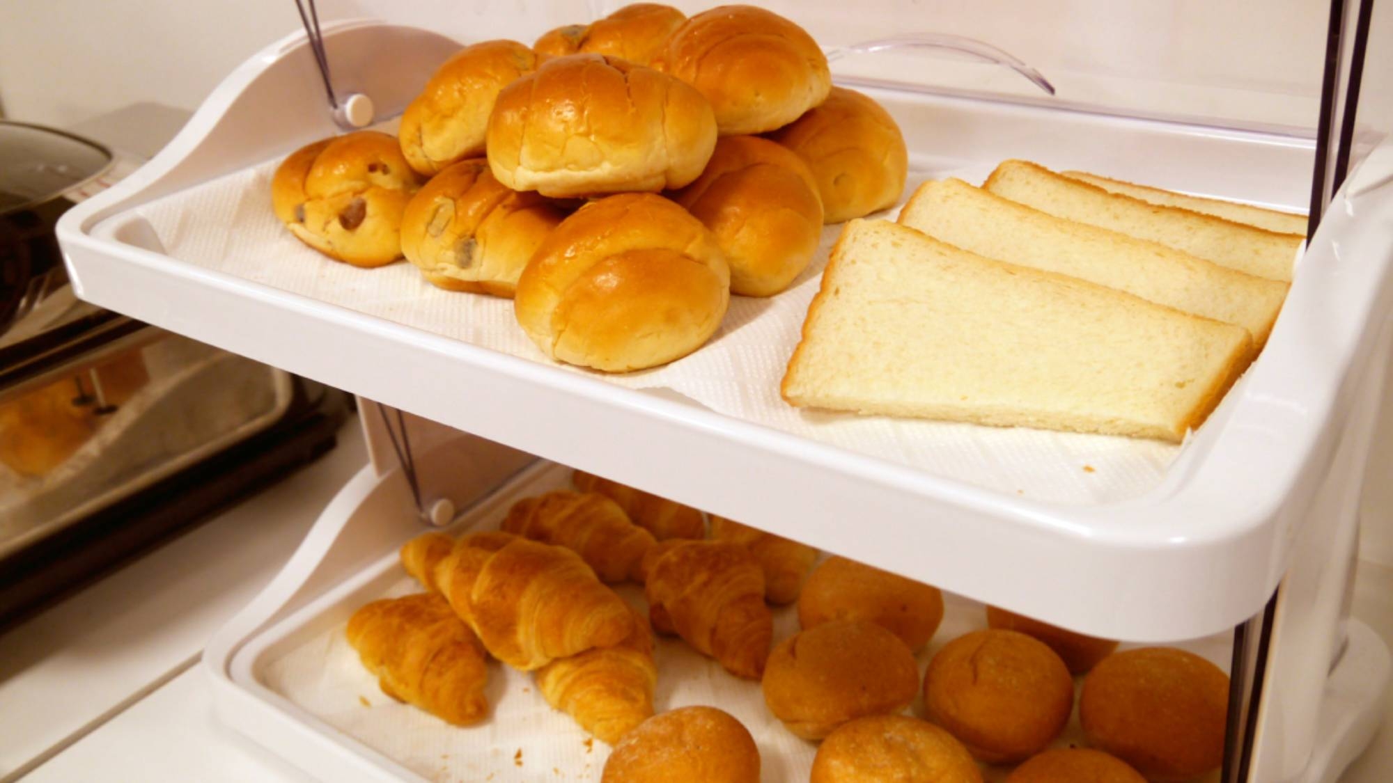 和洋ビュッフェスタイル朝食付★駐車場無料！シンプルでリーズナブルなビジネスホテル