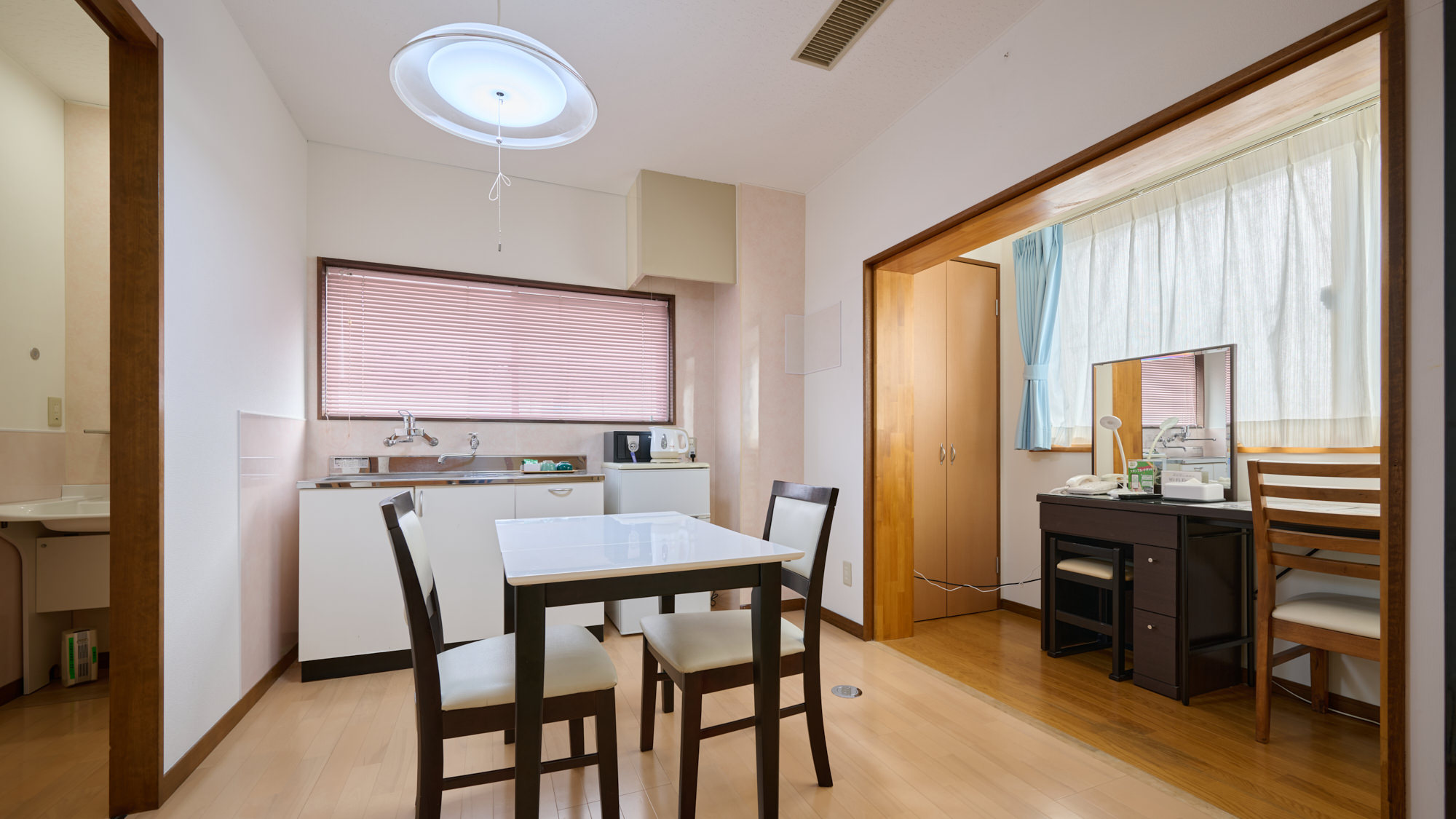 和室S/22畳■キッチン・テーブル付/バストイレセパレート