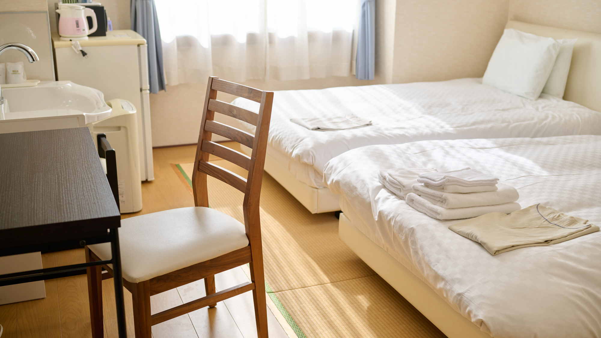 和洋室ツイン/バストイレ一体型（バリアフリー対応）