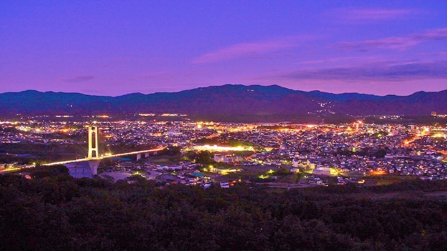 【秩父の夜景】空気が澄んでいるので、秩父の夜景は絶景です。夜景ツアーでお連れ致します。