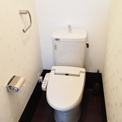 【客室トイレ】温水洗浄機能付きトイレ