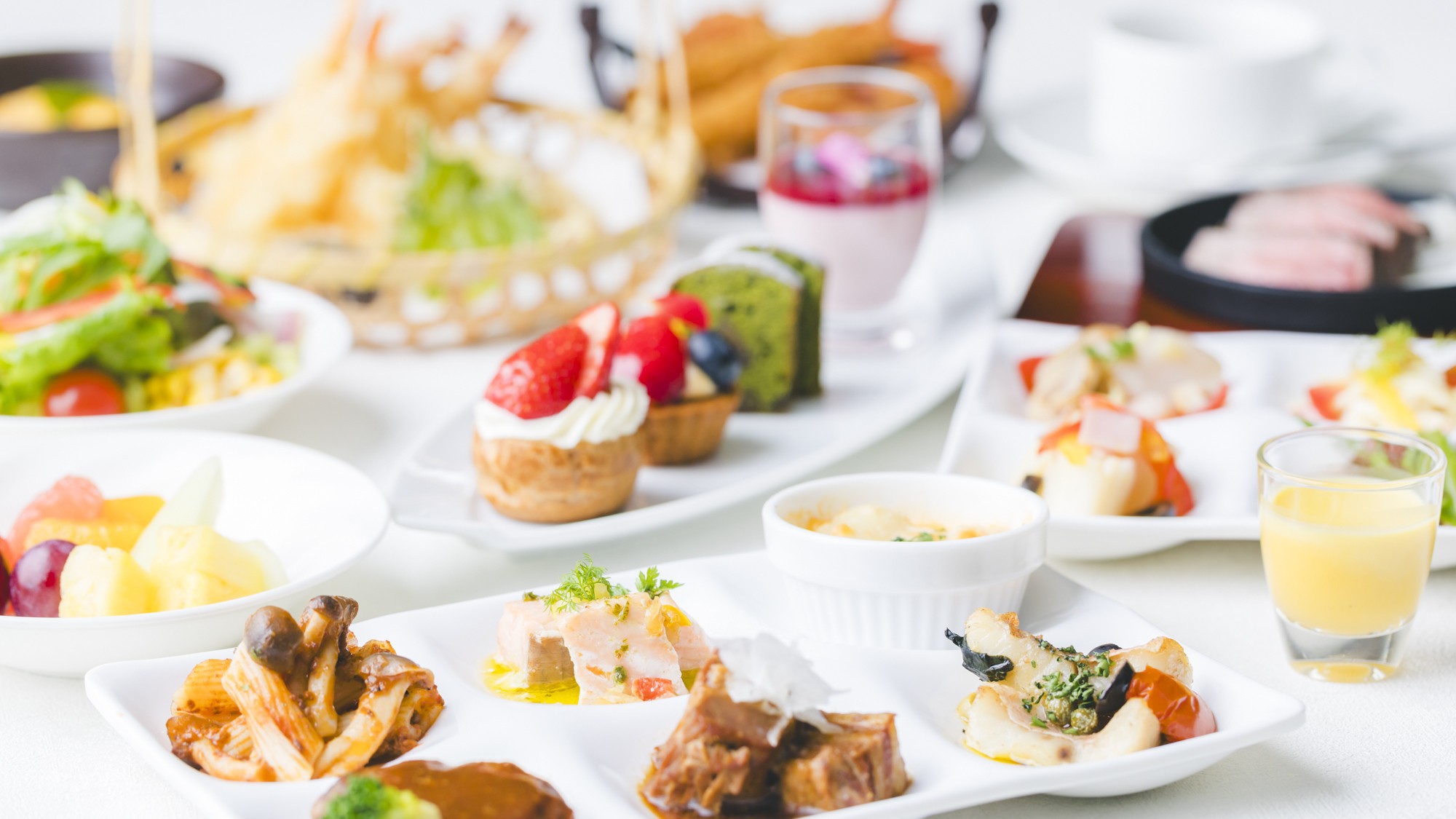 ■本館1階ーテラスレストラン「サントロペ」-■夕食ブッフェ