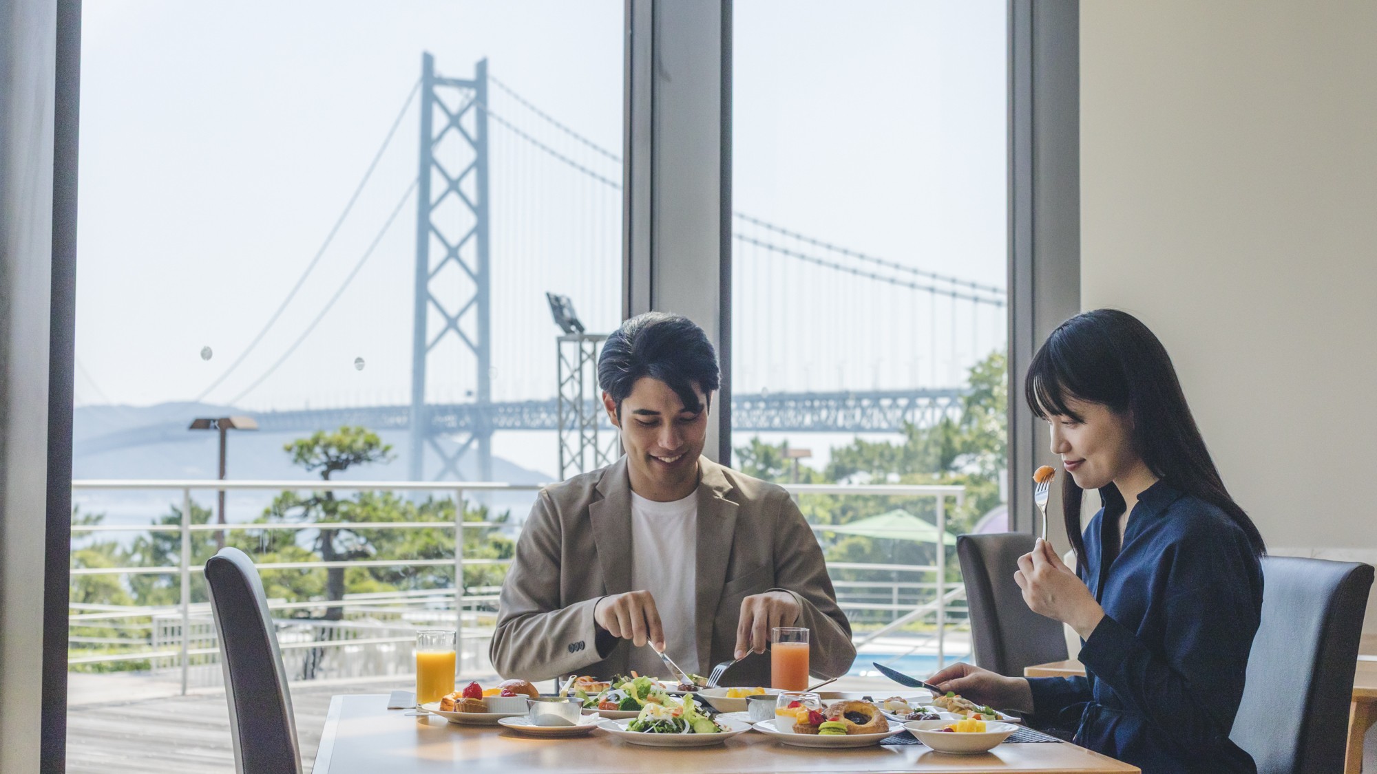■本館1階-テラスレストラン「サントロペ」-■
