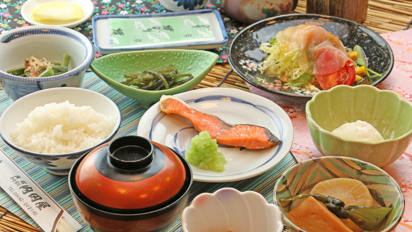 夏が旬の地場野菜×サーロインの蒸し料理！会津郷土料理と源泉かけ流しの温泉満喫♪