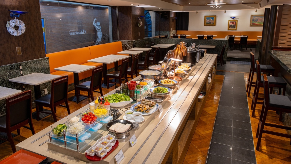 【朝食付】スタンダードプラン＜地下鉄御堂筋線新大阪駅徒歩３０秒／ＪＲ新大阪駅徒歩３分＞