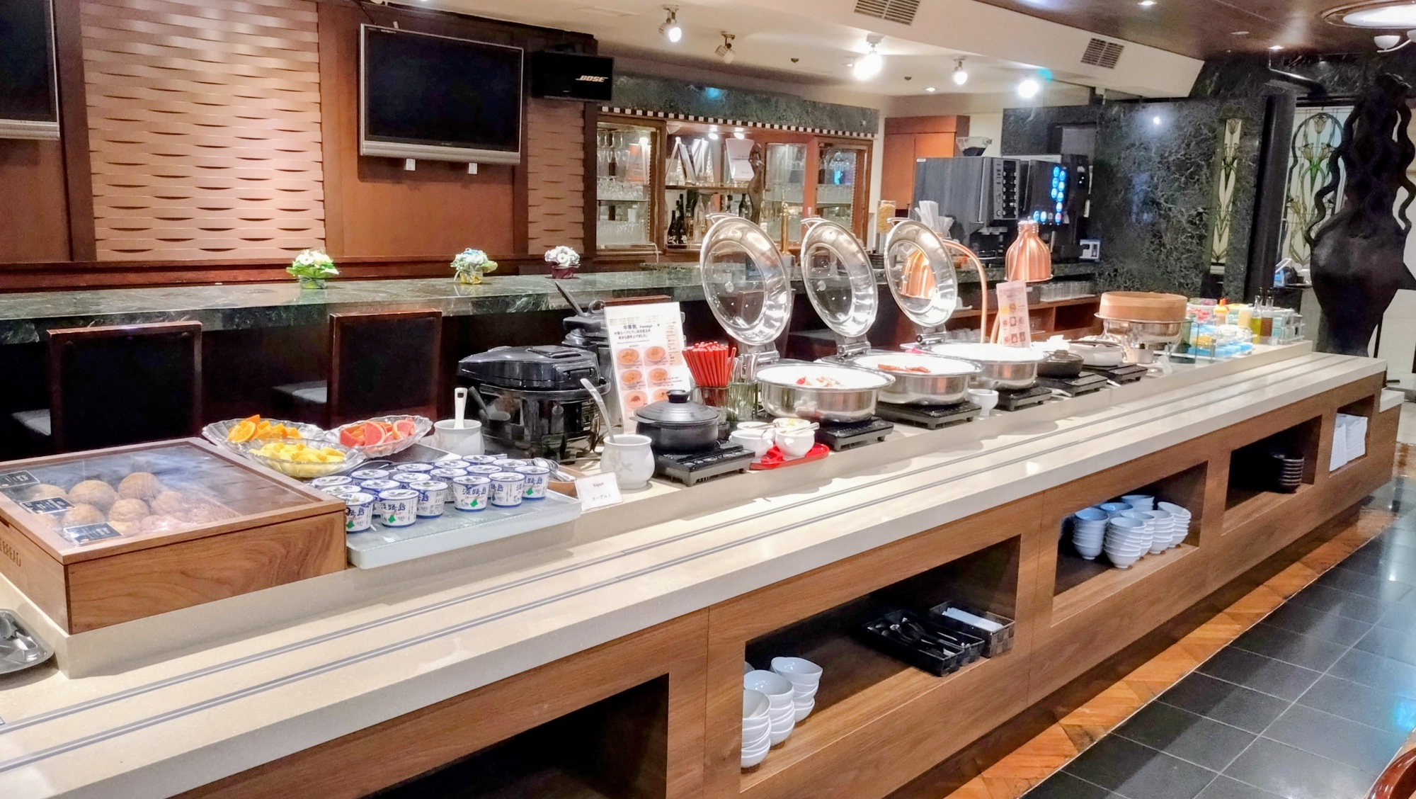 朝食バイキング