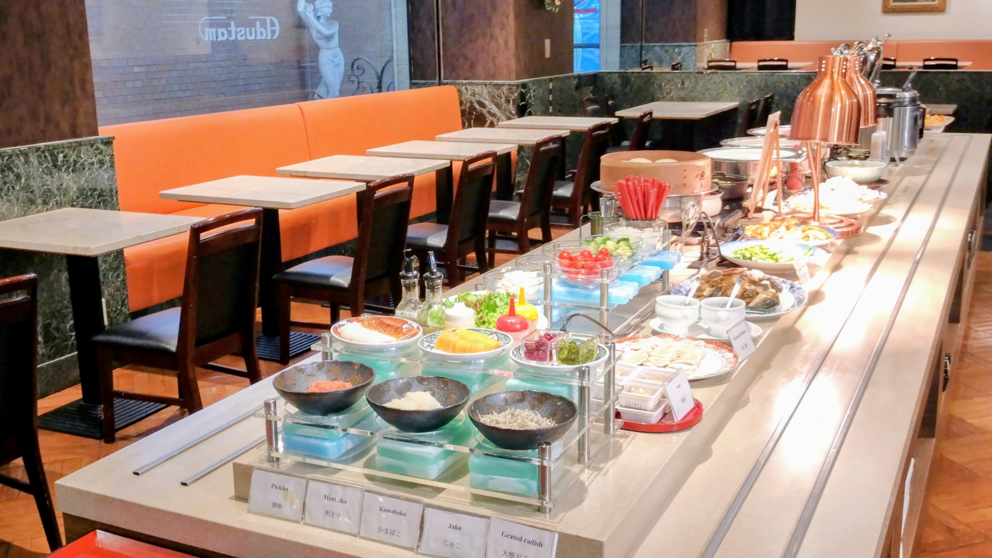 朝食バイキング