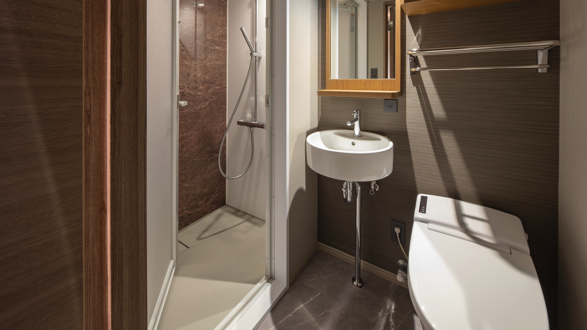 バスルーム　デラックスツイン　シャワータイプ