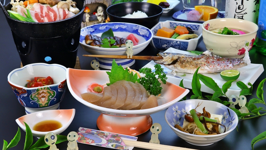 ＜猪鍋×里山料理★秘伝のみそ仕立て＞祖谷の大自然を堪能！朝・夕付【♯徳島あるでないで】